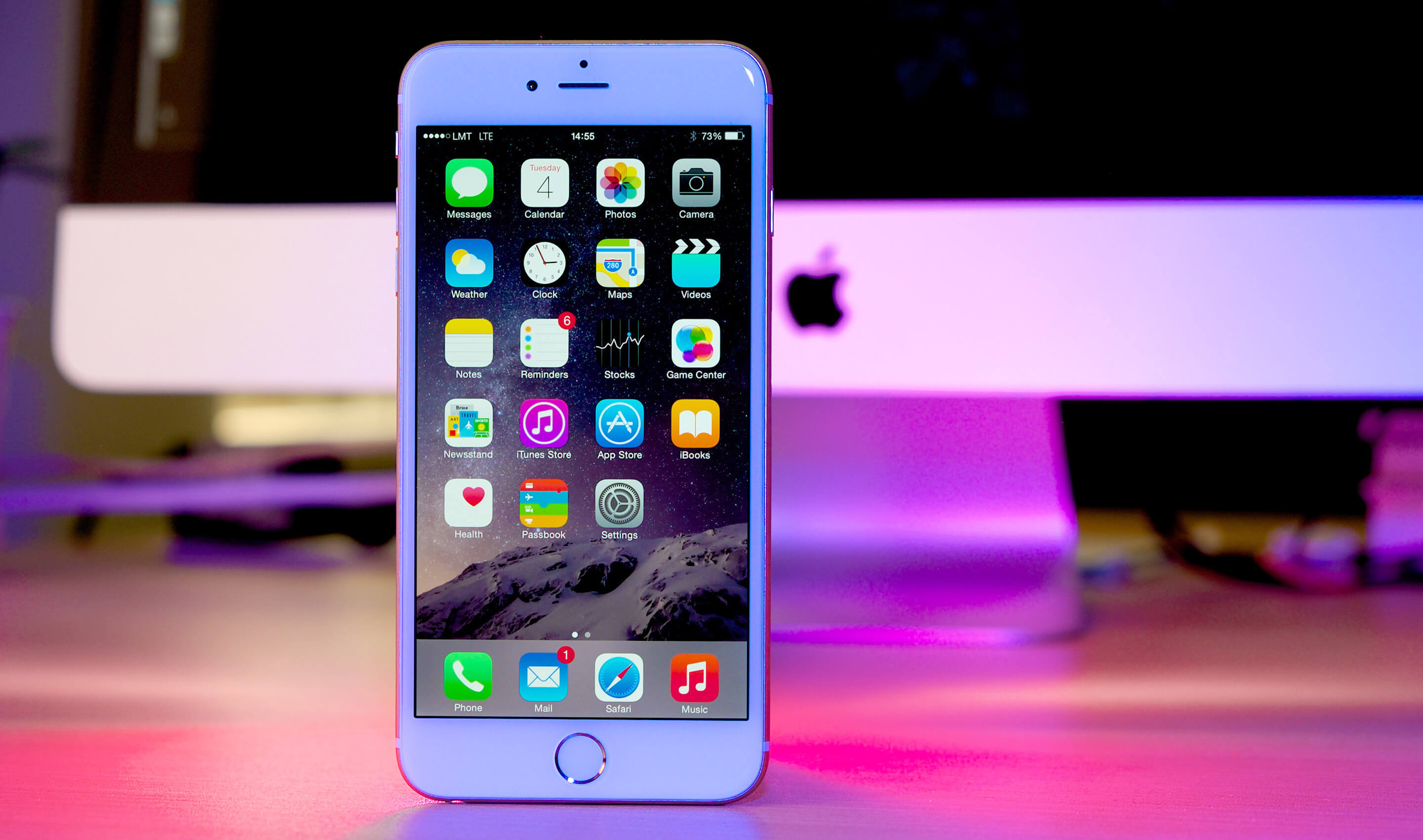 We Spent Two Weeks With The Iphone 6 Plus